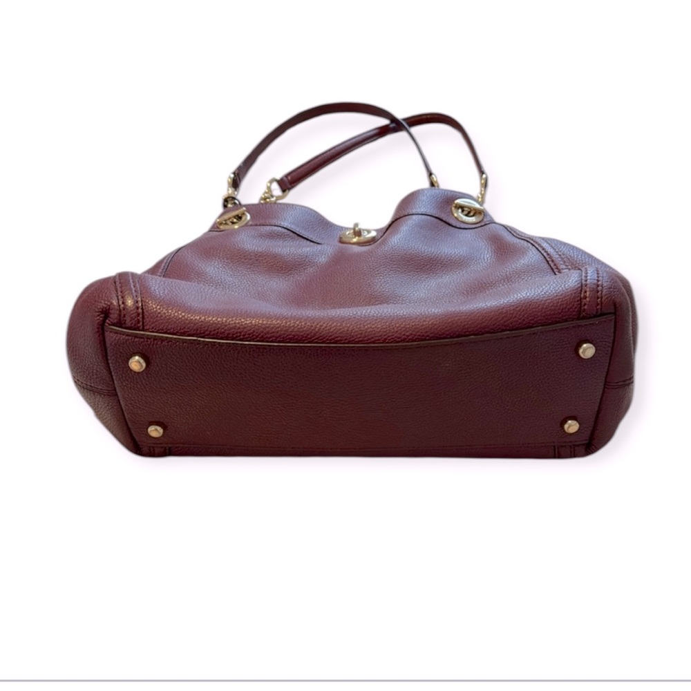 COACH Edie Turnlock Leather Shoulder Bag, Model 36855 with Hold Accents. - Picture 4 of 16